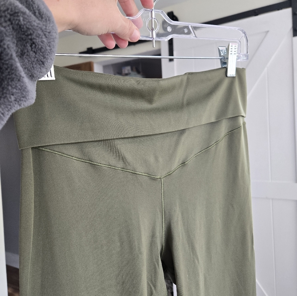 NWT Aerie Offline Real Me Foldover Waist 7/8 Leggings Large - Picture 6 of 8